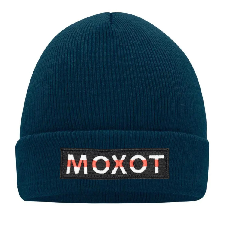 "Beanie Petrolio Red Line: Eleganza e Comfort per l'Inverno"