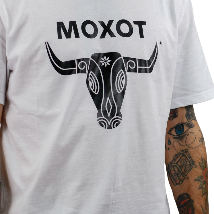 MOXOT Bull Eccentric White: T-Shirt di Tendenza dallo Stile Unico e Contemporaneo