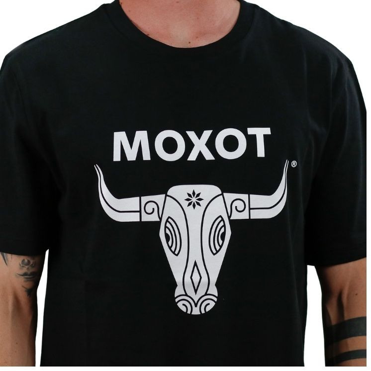 Moxot Bull Eccentric Black: Eleganza e Potenza in un Design Unico