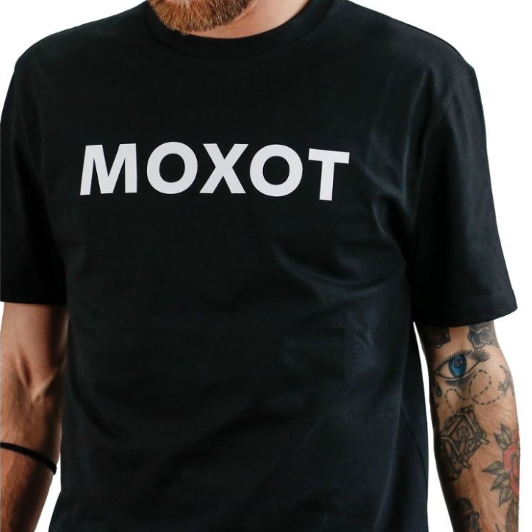 T-Shirt MOXOT Touch Different Black - Stile Unico e Comfort Incomparabile