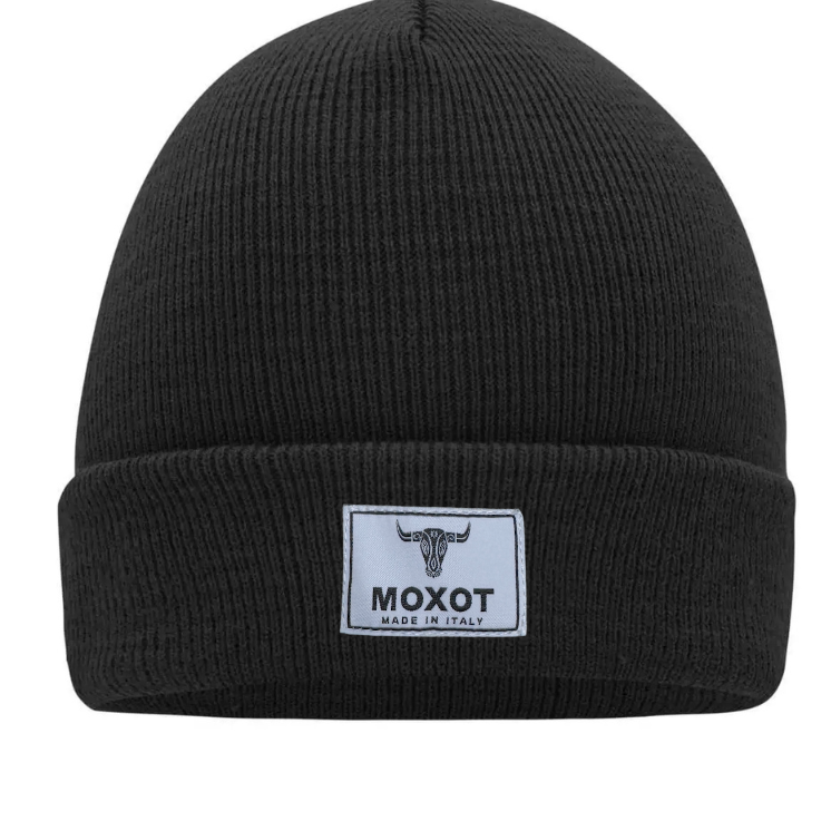 "Beanie Nero Storm: Stile e Comfort in Ogni Dettaglio | Cappello Unisex"