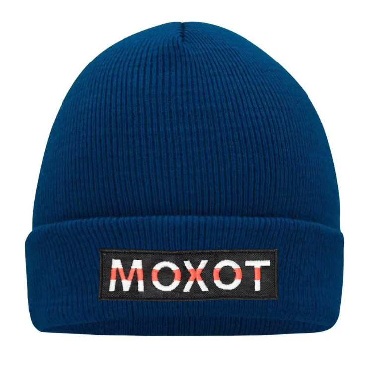 "Beanie Navy Red Line: Stile e Comfort con Design Unico"